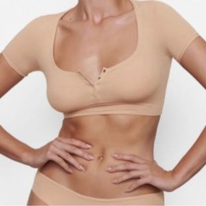 Skims fits everybody henley crop top NWT sand xxs